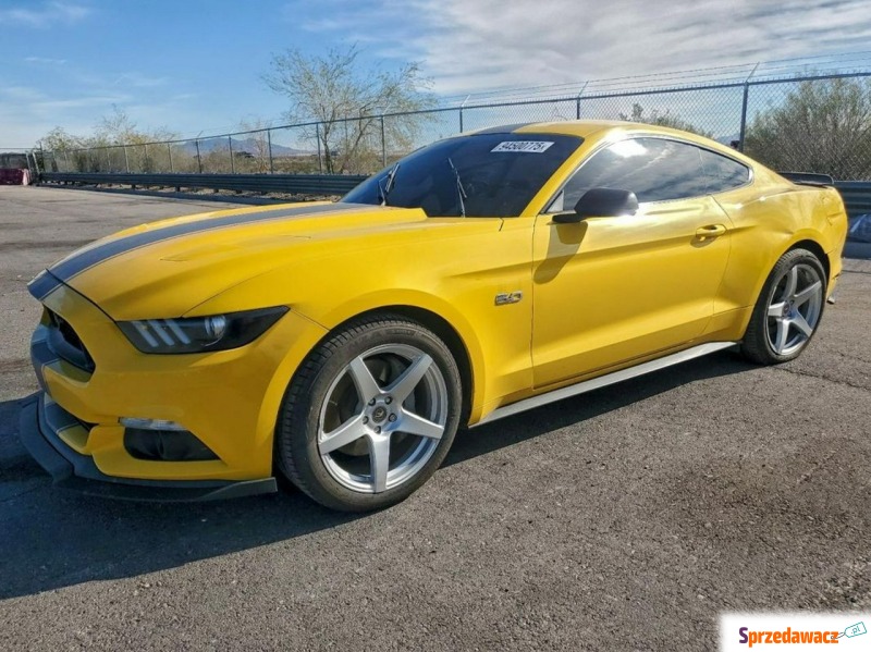 Ford Mustang  Coupe/Sportowy 2015,  5.0 benzyna, automat - Na sprzedaż za 39 000 zł - Tarnów