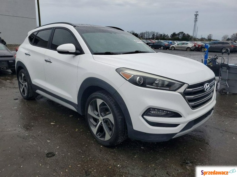 Hyundai Tucson  SUV 2018,  1.6 benzyna, automat - Na sprzedaż za 25 500 zł - Tarnów