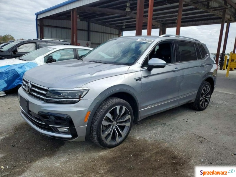 Volkswagen Tiguan  SUV 2021,  2.0 benzyna, automat - Na sprzedaż za 39 000 zł - Tarnów