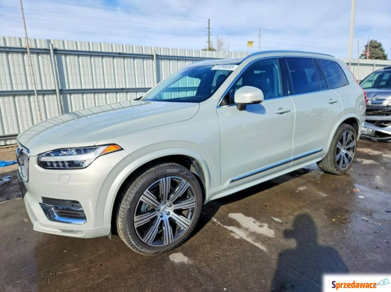 Volvo   SUV 2021,  2.0 benzyna, automat - Na sprzedaż za 59 000 zł - Tarnów