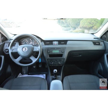 Skoda Rapid 2013 benzyna - Na sprzedaż za 16 900 zł - Gdańsk - zdjęcie 2