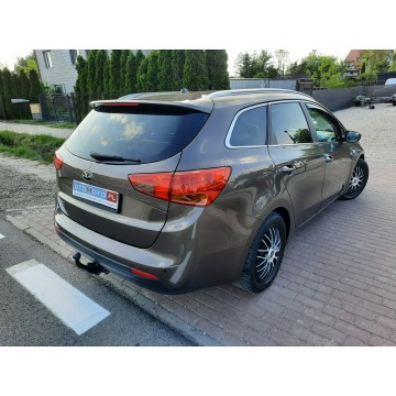 Kia Ceed  Kombi 2014,  1.6 diesel - Na sprzedaż za 26 900 zł - Żyrardów - zdjęcie 5