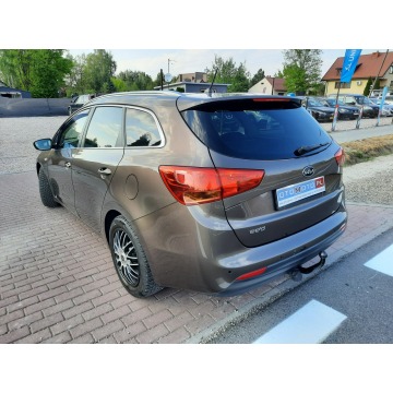 Kia Ceed  Kombi 2014,  1.6 diesel - Na sprzedaż za 26 900 zł - Żyrardów - zdjęcie 7