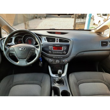Kia Ceed  Kombi 2014,  1.6 diesel - Na sprzedaż za 26 900 zł - Żyrardów - zdjęcie 10