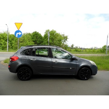 Renault Clio  Kombi 2010,  1.1 benzyna - Na sprzedaż za 10 900 zł - Łódź - zdjęcie 3