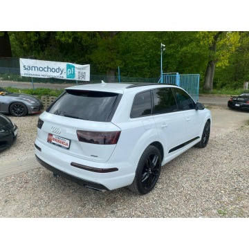 Audi Q7  SUV 2018,  2.0 benzyna, automat - Na sprzedaż za 95 997 zł - Gdańsk - zdjęcie 9