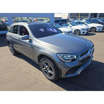 Mercedes GLC 300 - 4Matic / pakiet AMG / niski przebieg