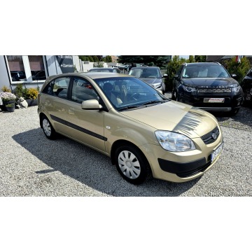 Kia Rio  Hatchback 2006,  1.4 benzyna - Na sprzedaż za 6 000,00 zł - Świdnica - zdjęcie 10