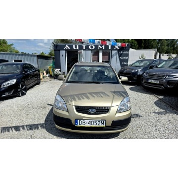 Kia Rio  Hatchback 2006,  1.4 benzyna - Na sprzedaż za 6 000,00 zł - Świdnica - zdjęcie 9