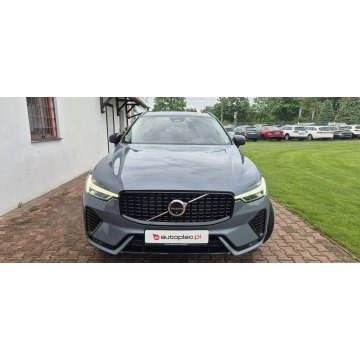 Volvo   SUV 2024,  2.0 benzyna, automat - Na sprzedaż za 165 800 zł - Paproć - zdjęcie 2