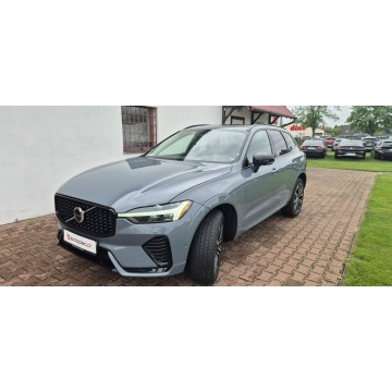 Volvo   SUV 2024,  2.0 benzyna, automat - Na sprzedaż za 165 800 zł - Paproć - zdjęcie 4