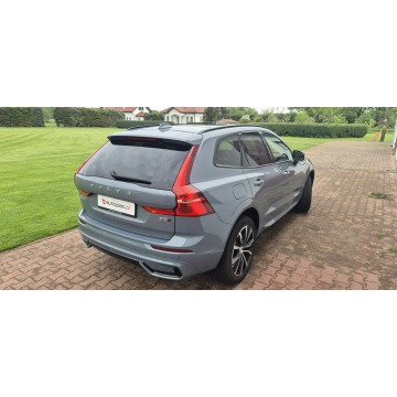 Volvo   SUV 2024,  2.0 benzyna, automat - Na sprzedaż za 165 800 zł - Paproć - zdjęcie 9