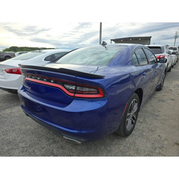Dodge Charger  Sedan/Limuzyna 2018,  3.0 benzyna, automat - Na sprzedaż za 35 000 zł - Tarnów - zdjęcie 4