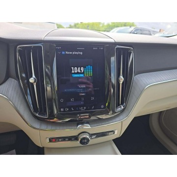 Volvo   SUV 2023,  2.0 benzyna, automat - Na sprzedaż za 69 000 zł - Tarnów - zdjęcie 7