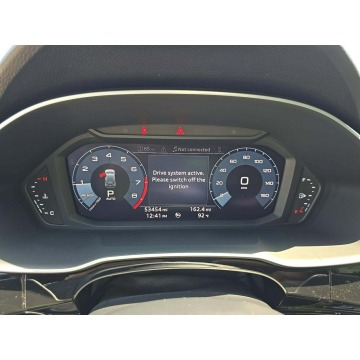 Audi Q3  SUV 2020,  2.0 benzyna, automat - Na sprzedaż za 39 000 zł - Tarnów - zdjęcie 7