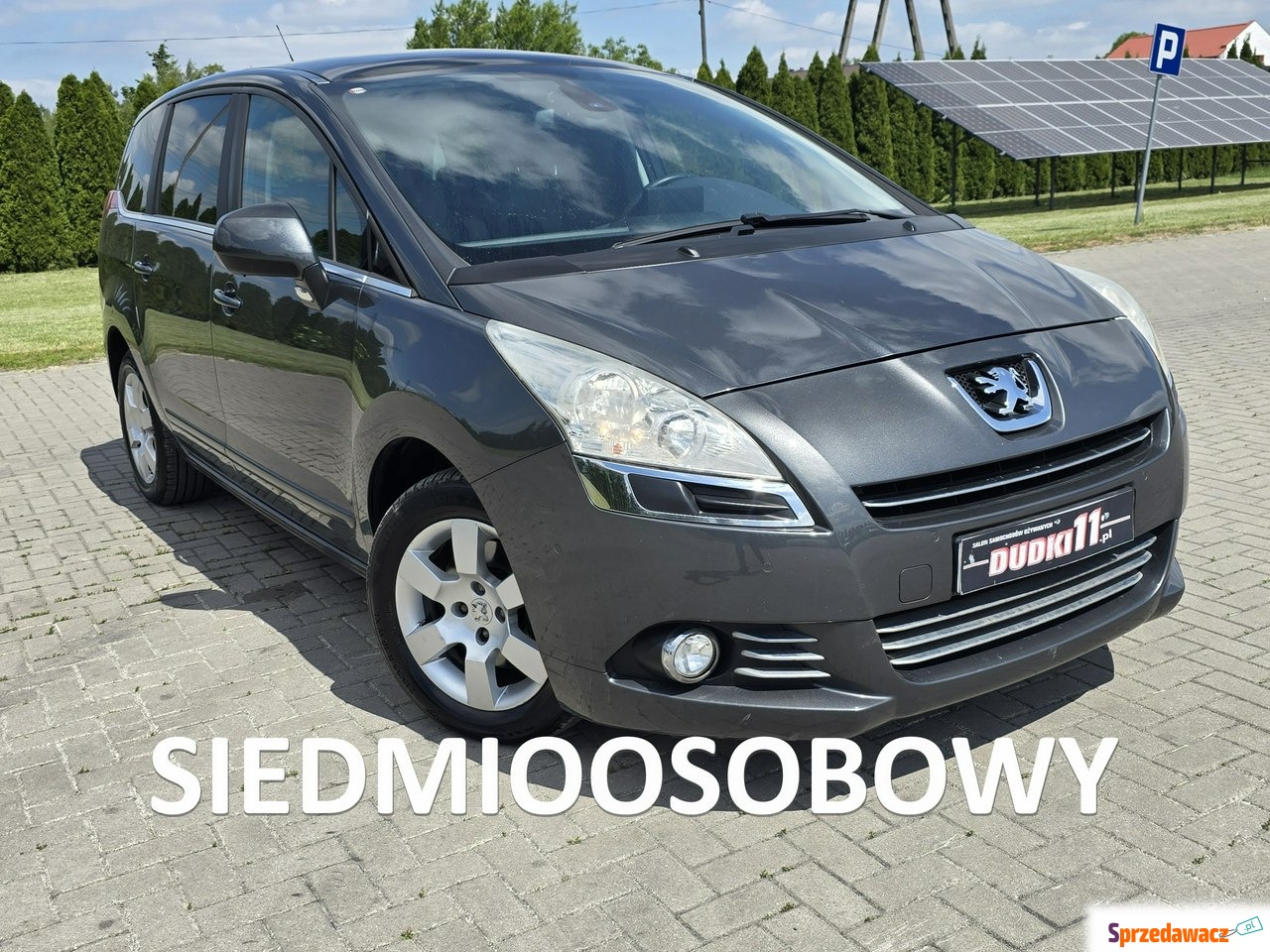 Peugeot 5008 2011