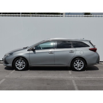 Toyota Auris  Kombi 2016,  1.6 benzyna+LPG - Na sprzedaż za 45 999 zł - Lublin - zdjęcie 4