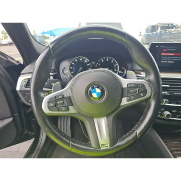 BMW Seria 5  Sedan/Limuzyna 2019,  2.0 benzyna, automat - Na sprzedaż za 45 000 zł - Wrocław - zdjęcie 8