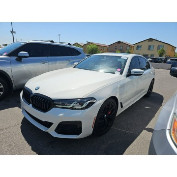 BMW Seria 5  Sedan/Limuzyna 2023,  2.0 benzyna, automat - Na sprzedaż za 85 000 zł - Wrocław - zdjęcie 2