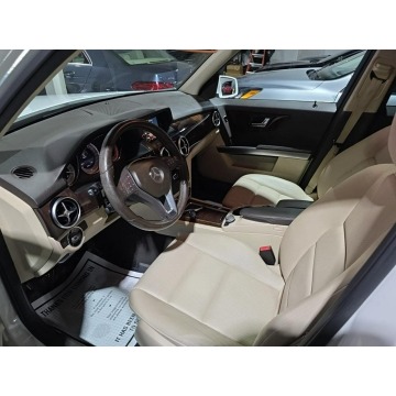 Mercedes - Benz GLK-klasa  SUV 2015,  3.5 benzyna, automat - Na sprzedaż za 27 000 zł - Wrocław - zdjęcie 7