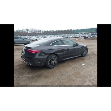 Mercedes - Benz CL-klasa  Coupe/Sportowy 2024,  2.0 benzyna, automat - Na sprzedaż za 109 000 zł - Wrocław - zdjęcie 4