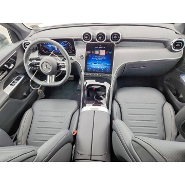 Mercedes - Benz GLC-klasa  SUV 2026,  2.0 benzyna, automat - Na sprzedaż za 129 000 zł - Wrocław - zdjęcie 8