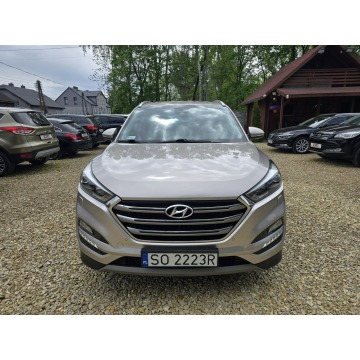 Hyundai Tucson  SUV 2017,  1.6 benzyna, automat - Na sprzedaż za 73 000 zł - Sosnowiec - zdjęcie 2