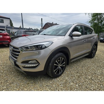 Hyundai Tucson  SUV 2017,  1.6 benzyna, automat - Na sprzedaż za 73 000 zł - Sosnowiec - zdjęcie 3