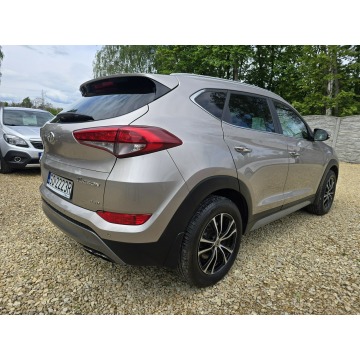 Hyundai Tucson  SUV 2017,  1.6 benzyna, automat - Na sprzedaż za 73 000 zł - Sosnowiec - zdjęcie 5