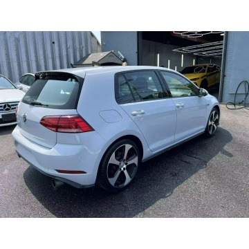 Volkswagen Golf  Hatchback 2018,  2.0 benzyna, automat - Na sprzedaż za 34 000 zł - Wrocław - zdjęcie 4