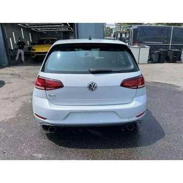 Volkswagen Golf  Hatchback 2018,  2.0 benzyna, automat - Na sprzedaż za 34 000 zł - Wrocław - zdjęcie 6