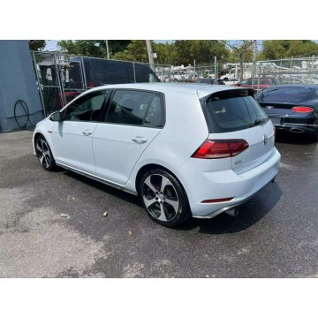 Volkswagen Golf  Hatchback 2018,  2.0 benzyna, automat - Na sprzedaż za 34 000 zł - Wrocław - zdjęcie 5