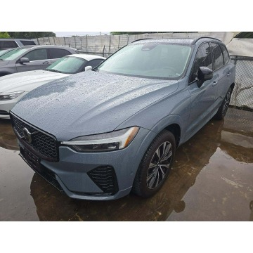 Volvo   SUV 2023,  2.0 benzyna, automat - Na sprzedaż za 69 000 zł - Warszawa - zdjęcie 2