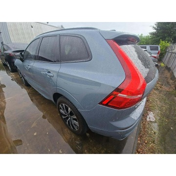Volvo   SUV 2023,  2.0 benzyna, automat - Na sprzedaż za 69 000 zł - Warszawa - zdjęcie 4