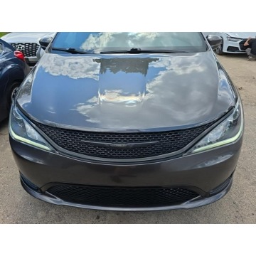 Chrysler Pacifica  Minivan/Van 2020,  3.6 benzyna, automat - Na sprzedaż za 39 000 zł - Warszawa - zdjęcie 2