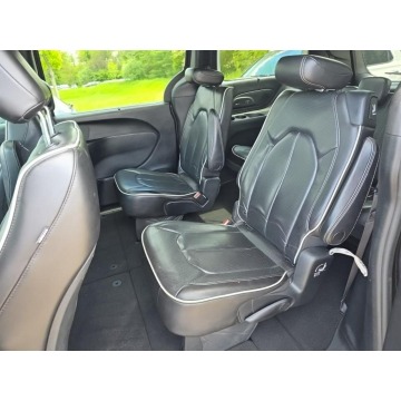 Chrysler Pacifica  Minivan/Van 2020,  3.6 benzyna, automat - Na sprzedaż za 39 000 zł - Warszawa - zdjęcie 10