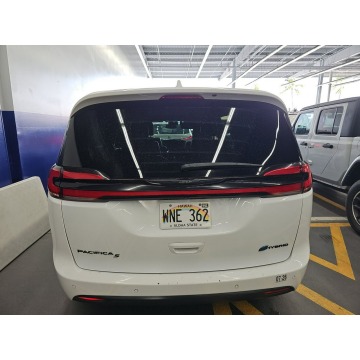 Chrysler Pacifica  Minivan/Van 2022,  3.6 hybryda, automat - Na sprzedaż za 45 000 zł - Warszawa - zdjęcie 6