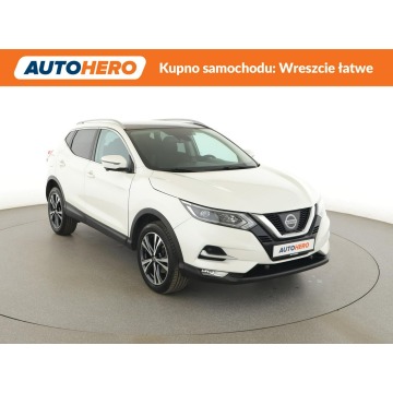Nissan Qashqai  SUV 2017,  1.2 benzyna - Na sprzedaż za 46 200 zł - Warszawa - zdjęcie 10