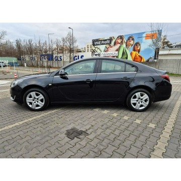 Opel Insignia  Liftback 2015,  1.6 diesel - Na sprzedaż za 25 999 zł - Warszawa - zdjęcie 2