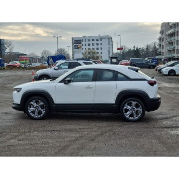 Mazda MX-3  SUV 2021 elektryczny, automat - Na sprzedaż za 59 182 zł - Warszawa - zdjęcie 2