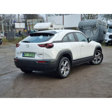Mazda MX-3  SUV 2021 elektryczny, automat - Na sprzedaż za 59 182 zł - Warszawa - zdjęcie 5
