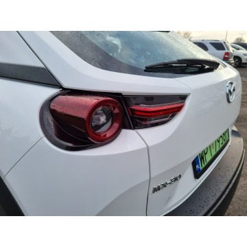 Mazda MX-3  SUV 2021 elektryczny, automat - Na sprzedaż za 59 182 zł - Warszawa - zdjęcie 11