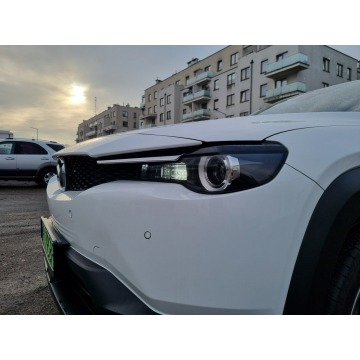 Mazda MX-3  SUV 2021 elektryczny, automat - Na sprzedaż za 59 182 zł - Warszawa - zdjęcie 10