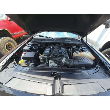 Dodge Challenger  Coupe/Sportowy 2016,  6.4 benzyna, automat - Na sprzedaż za 39 000 zł - Warszawa - zdjęcie 10