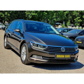 Volkswagen Passat 2016,  1.8 benzyna, automat - Na sprzedaż za 49 900 zł - Szczecin - zdjęcie 3