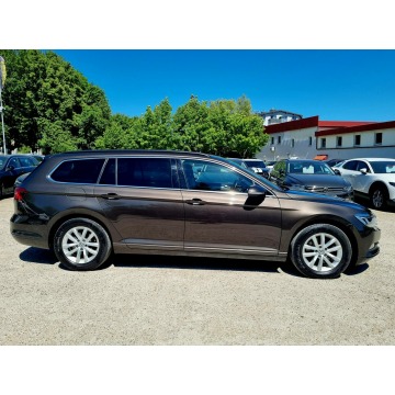 Volkswagen Passat 2016,  1.8 benzyna, automat - Na sprzedaż za 49 900 zł - Szczecin - zdjęcie 4