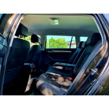 Volkswagen Passat 2016,  1.8 benzyna, automat - Na sprzedaż za 49 900 zł - Szczecin - zdjęcie 10