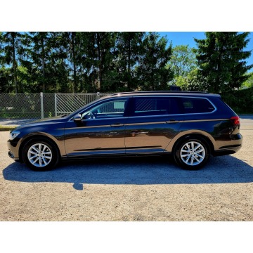 Volkswagen Passat 2016,  1.8 benzyna, automat - Na sprzedaż za 49 900 zł - Szczecin - zdjęcie 8