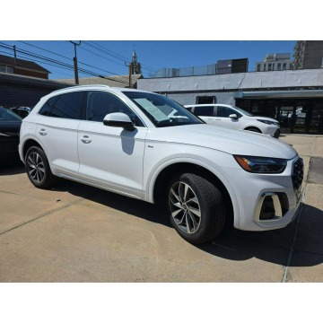 Audi Q5 - Quattro / S-Line / virtual