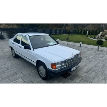 Mercedes - Benz W201  Sedan/Limuzyna 1986,  2.0 benzyna - Na sprzedaż za 39 997 zł - Gdańsk - zdjęcie 2